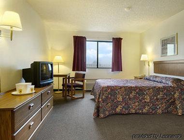 Super 8 By Wyndham Smithville Lake Oda fotoğraf
